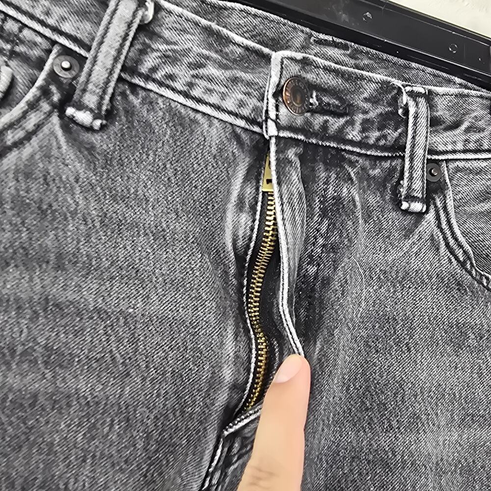 Levi's 541 Black Jeans Men's 33x29 Athletic Taper Fit Stretch Whiskers Grunge - Picture 3 of 13